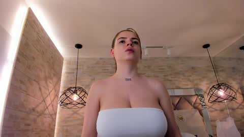  DOROTHY online show from 14, 2, 2025