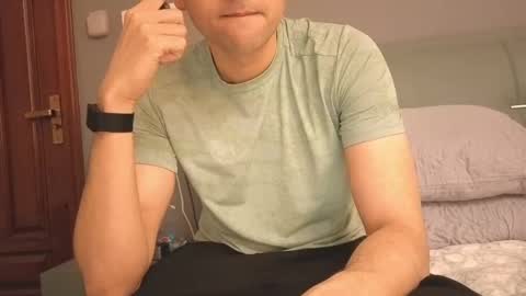 Snapshot of dotx90_fun chatting on 30, 4, 2026 Funlover online show from 30, 4, 2026