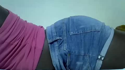 Snapshot of double_love9 chatting on 3, 4, 2026 bellie online show from 3, 4, 2026