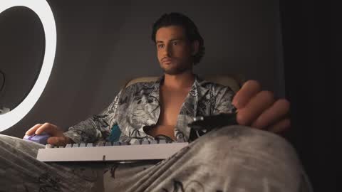 Keen online show from 10, 3, 2025