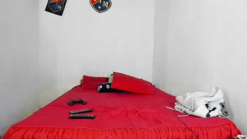 douglas_gallegos online show from 15, 2, 2025