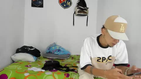 Snapshot of douglas_gallegos chatting on 18, 1, 2026 douglas_gallegos online show from 18, 1, 2026