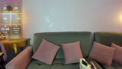 Snapshot of dovemullerr2 chatting on 13, 7, 2026 dovemullerr2 online show from 13, 7, 2026