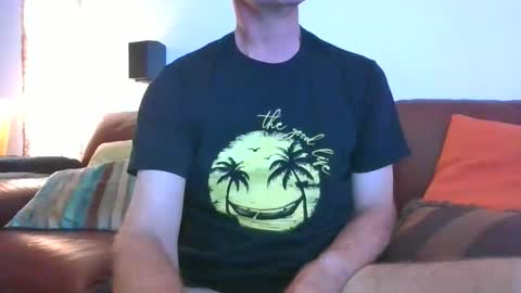 Snapshot of downundercock22 chatting on 22, 10, 2025 downundercock22 online show from 22, 10, 2025