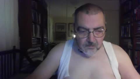 Snapshot of doxoebloke68 chatting on 20, 10, 2025 doxoebloke68 online show from 20, 10, 2025