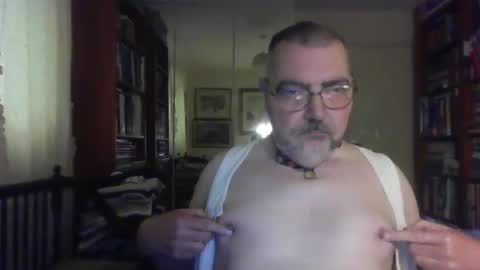 Snapshot of doxoebloke68 chatting on 26, 10, 2025 doxoebloke68 online show from 26, 10, 2025