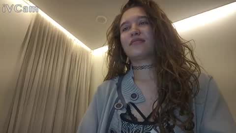 Snapshot of draculina69 chatting on 17, 7, 2026 draculina69 online show from 17, 7, 2026