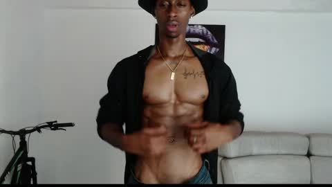 Snapshot of drake_brown_23 chatting on 18, 4, 2026 Drake 23 online show from 18, 4, 2026