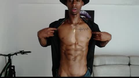 Snapshot of drake_brown_23 chatting on 1, 5, 2026 Drake 23 online show from 1, 5, 2026
