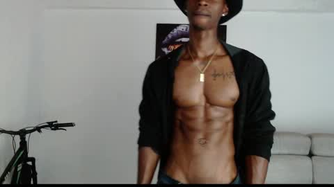 Snapshot of drake_brown_23 chatting on 5, 5, 2026 Drake 23 online show from 5, 5, 2026