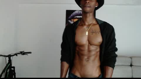 Snapshot of drake_brown_23 chatting on 25, 5, 2026 Drake 23 online show from 25, 5, 2026