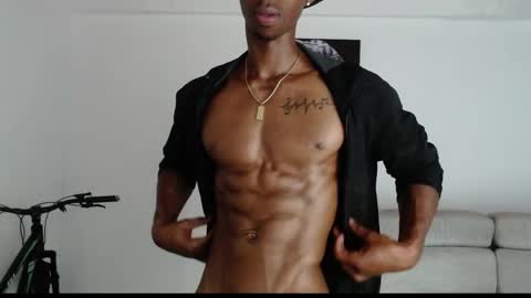 Snapshot of drake_brown_23 chatting on 28, 5, 2026 Drake 23 online show from 28, 5, 2026