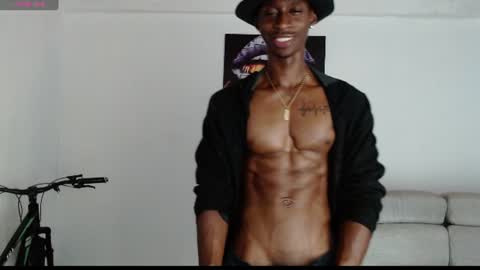Snapshot of drake_brown_23 chatting on 25, 6, 2026 Drake 23 online show from 25, 6, 2026