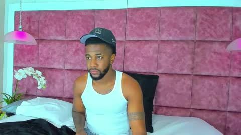 Snapshot of drake_nassir4 chatting on 4, 12, 2024 ---Drake--- online show from 4, 12, 2024