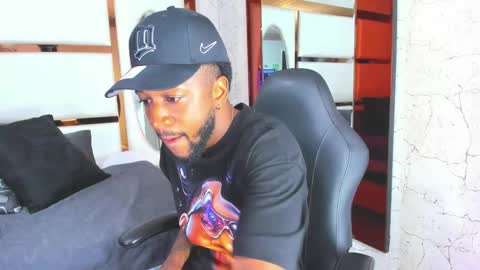 Snapshot of drake_nassir4 chatting on 7, 12, 2024 ---Drake--- online show from 7, 12, 2024