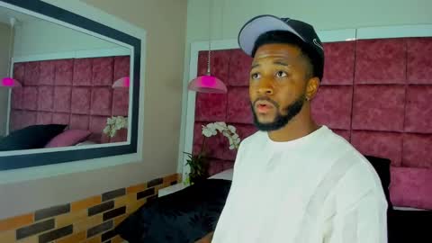 Snapshot of drake_nassir4 chatting on 9, 12, 2024 ---Drake--- online show from 9, 12, 2024