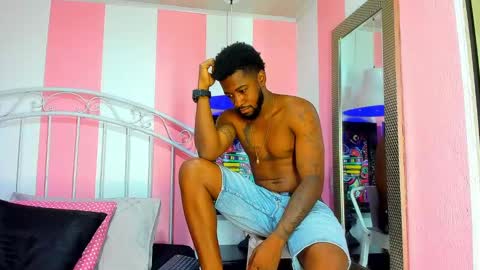 Snapshot of drake_nassir4 chatting on 22, 12, 2024 ---Drake--- online show from 22, 12, 2024