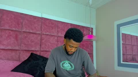 Snapshot of drake_nassir4 chatting on 29, 12, 2024 ---Drake--- online show from 29, 12, 2024