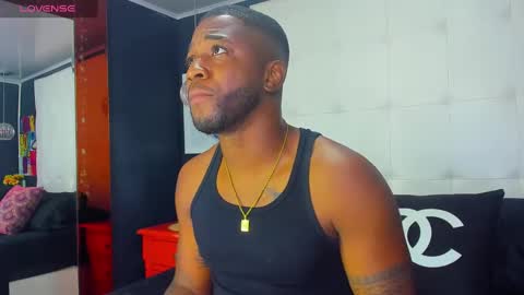 Snapshot of drake_nassir4 chatting on 7, 3, 2025 ---Drake--- online show from 7, 3, 2025
