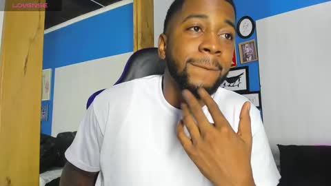 Snapshot of drake_nassir4 chatting on 29, 9, 2025 ---Drake--- online show from 29, 9, 2025