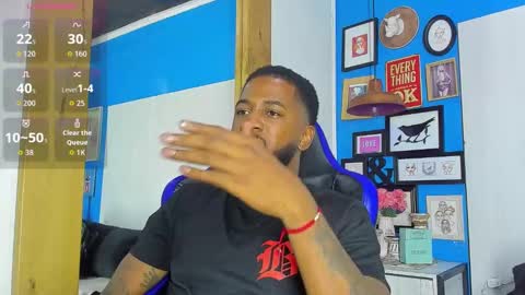 Snapshot of drake_nassir4 chatting on 9, 10, 2025 ---Drake--- online show from 9, 10, 2025