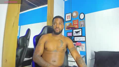 Snapshot of drake_nassir4 chatting on 20, 10, 2025 ---Drake--- online show from 20, 10, 2025