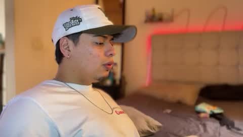 Snapshot of drakenn_ chatting on 17, 3, 2026 drakeeee online show from 17, 3, 2026