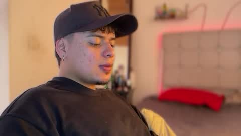 Snapshot of drakenn_ chatting on 26, 3, 2026 drakeeee online show from 26, 3, 2026