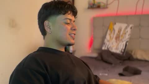 Snapshot of drakenn_ chatting on 15, 4, 2026 drakeeee online show from 15, 4, 2026