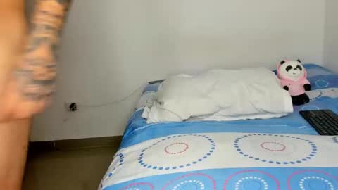 Snapshot of drakesmith02 chatting on 10, 2, 2026 Drake Smith online show from 10, 2, 2026