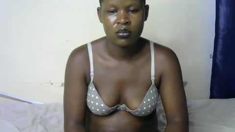 Snapshot of drama_queeen chatting on 3, 2, 2026 drama_queeen online show from 3, 2, 2026