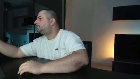 Snapshot of dravenpeak chatting on 10, 6, 2026 DravenPeak online show from 10, 6, 2026