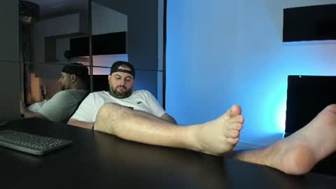 Snapshot of dravenpeak chatting on 8, 7, 2026 DravenPeak online show from 8, 7, 2026