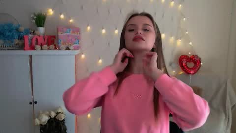 Mari online show from 3, 10, 2025