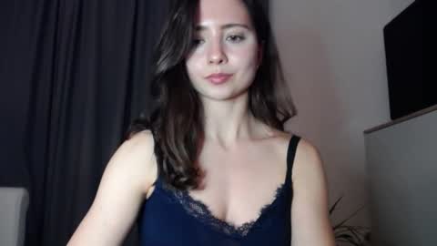 Nicole online show from 14, 12, 2025