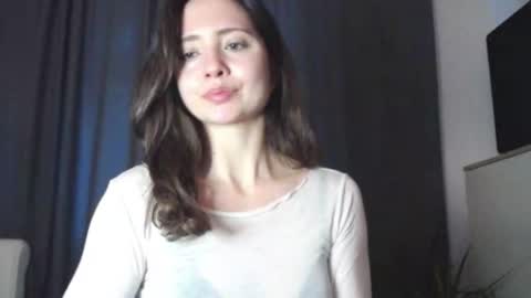 Nicole online show from 19, 12, 2025