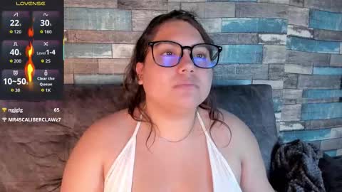 Snapshot of dreamboo_ chatting on 20, 2, 2026 Cami Daza online show from 20, 2, 2026