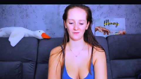 Snapshot of dreamesoul chatting on 10, 3, 2025 dreamesoul online show from 10, 3, 2025