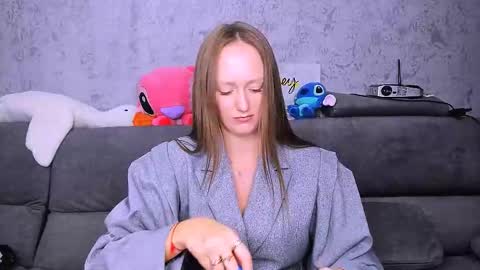 Snapshot of dreamesoul chatting on 6, 10, 2025 dreamesoul online show from 6, 10, 2025