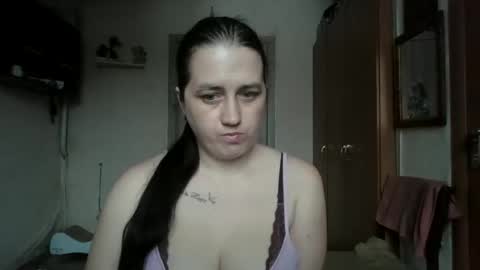 Snapshot of dreamiebelle chatting on 18, 2, 2026 dreamiebelle online show from 18, 2, 2026