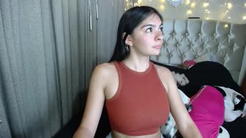 Snapshot of dreams_sophi chatting on 30, 11, 2025 Sophia online show from 30, 11, 2025