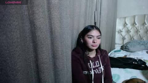 Snapshot of dreams_sophi chatting on 6, 4, 2026 Sophia online show from 6, 4, 2026