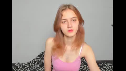 Snapshot of dreamy_pollyyy chatting on 30, 9, 2025 dreamy_pollyyy online show from 30, 9, 2025