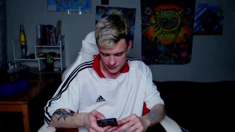 Adam Dream online show from 25, 4, 2026