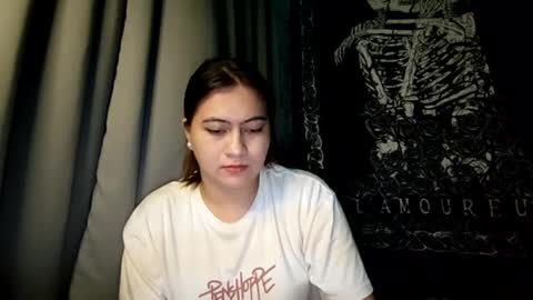 Snapshot of dreamycreamyst chatting on 24, 1, 2025 dreamycreamyst online show from 24, 1, 2025