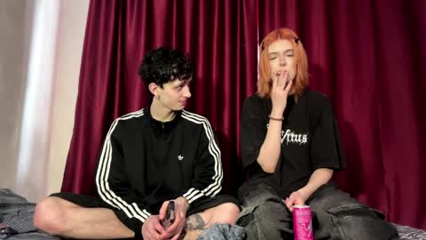 Snapshot of dreamypair chatting on 5, 4, 2026 Elena and Nikolai online show from 5, 4, 2026