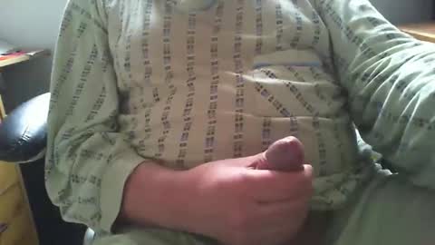 Snapshot of drilledragon chatting on 4, 2, 2026 drilledragon online show from 4, 2, 2026