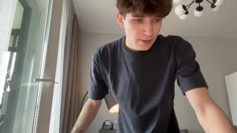 Snapshot of drinklinov chatting on 9, 6, 2026 Mark online show from 9, 6, 2026