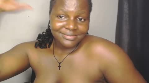 Layla online show from 28, 9, 2025