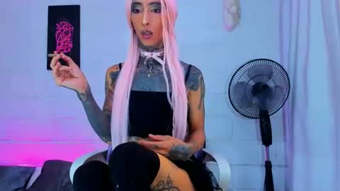 Snapshot of drippyorlove chatting on 8, 7, 2026 drippyorlove online show from 8, 7, 2026